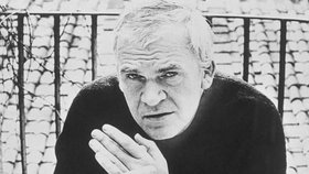 Milan Kundera na archivním snímku