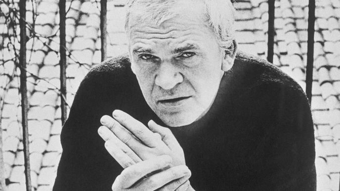 Milan Kundera na archivním snímku