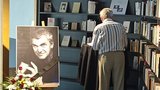 Brno vzpomíná na Milana Kunderu: Kondolenci zapsal i Milan Kundera