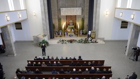 Pohřeb Milana Kupky: Poslední rozloučení s bývalým ředitelem úřadu Ministerstva kultury se odehrálo v krematoriu v Praze-Strašnicích