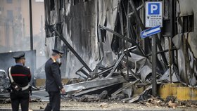 Soukromé letadlo se zřítilo na neobydlenou budovu: Šest lidí zemřelo!