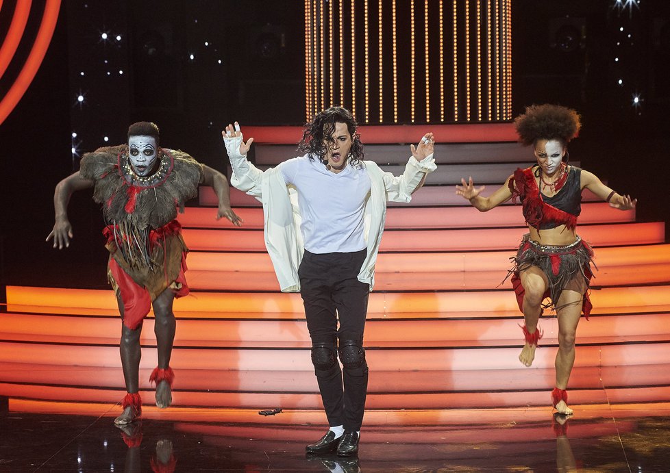 Milan Peroutka jako Michael Jackson v Tvoje tvář má známý hlas