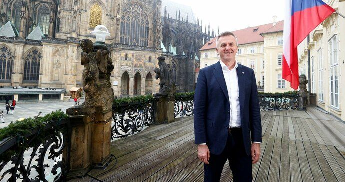 Vedoucí Kanceláře prezidenta republiky Milan Vašina při rozhovoru pro Blesk (2025)