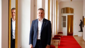 Vedoucí Kanceláře prezidenta republiky Milan Vašina při rozhovoru pro Blesk (2025)