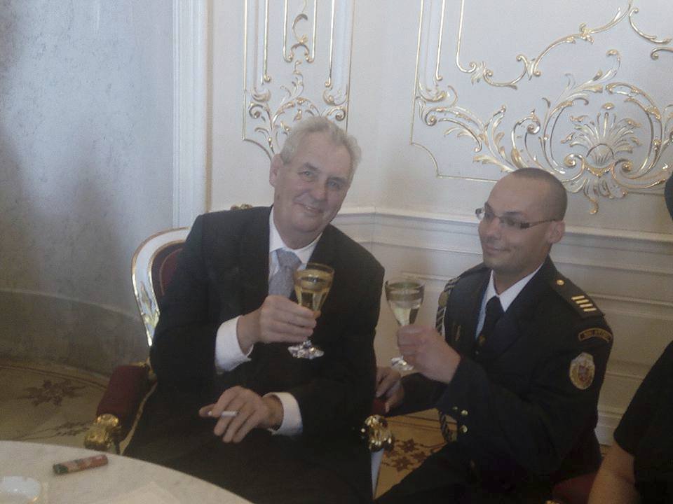 Milan Zadrobílek s prezidentem Milošem Zemanem