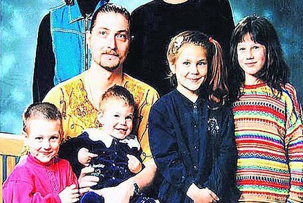 Parsifal s celou rodinou. (1998)