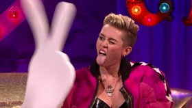 Proč vyplazuje jazyk? Miley Cyrus prozradila své tajemství!