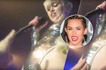 Nechutná Miley Cyrus! Zpěvačka naváděla fanoušky, aby jí sahali na vaginu.