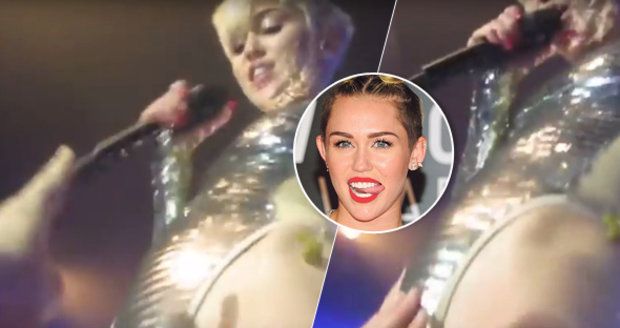 Nechutná Miley Cyrus! Naváděla fanoušky, aby jí sahali na vaginu