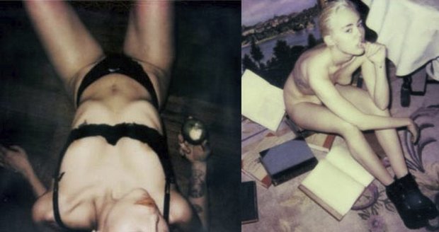 Miley Cyrus s pěnou mezi nohama se šklebí do fotoaparátu. Ta holka fakt děsí