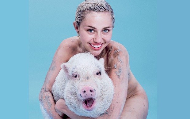 Terry Richardson fotil i zpěvačku Miley Cyrus