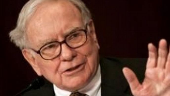 Miliardář Warren Buffett vkročil do nového roku s první větší nabídkou dluhopisů, které nabídne jeho investiční společnost.
