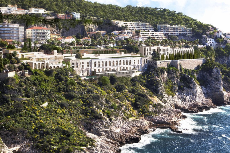 Radovan Vítek prodával například luxusní apartmány na francouzské Riviéře, jeden minimálně za 78 milionů korun.