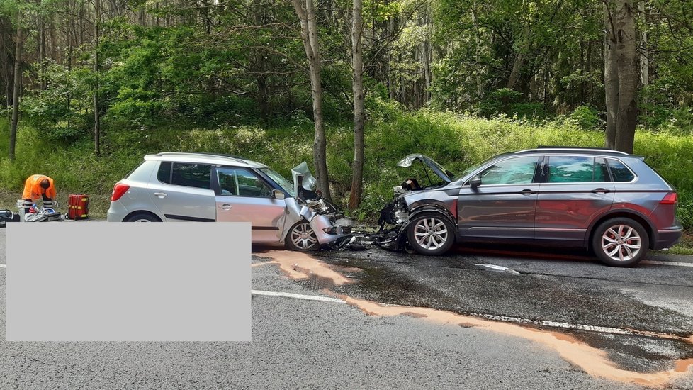 Čelní střet na Příbramsku nepřežili dva lidé