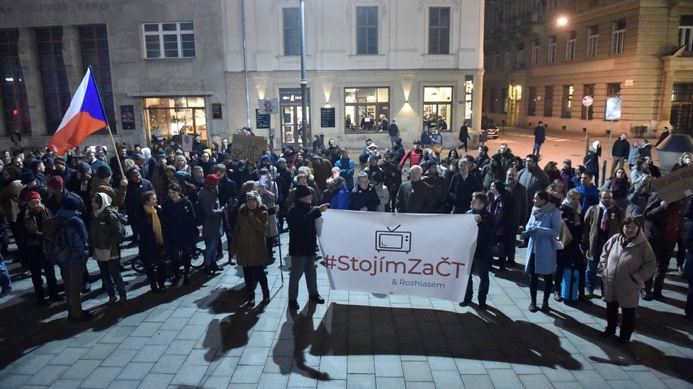 Prvního března 2020 se opět sešli demonstranté pod záštitou spolku Milion chvilek pro demokracii (1.3.2020)