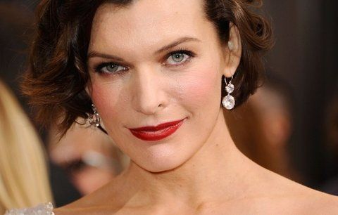 Těhotná Milla Jovovich: Nesmím přibrat víc než 13 kg