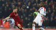 James Milner v souboji se Zahoz z Crystal Palace