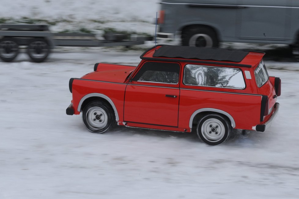 Model (1:4) Trabant 601