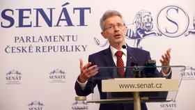 Senátorem za 115 tisíc, předseda bere 308 tisíc Kč! 8 otázek a odpovědí: Kdy a kde se volí do Senátu?