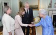 Český prezident Miloš Zeman s manželkou Ivanou a dcerou Kateřinou na audienci u britské královny Alžběty II. v Buckinghamském paláci (16. 6. 2017)