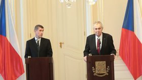 Premiér Andrej Babiš (ANO) 24.1. 2018 na Pražském hradě předal prezidentu Miloši Zemanovi demisi své menšinové vlády. Prezident ji přijal, vládu pověřil výkonem funkce do jmenování nové.