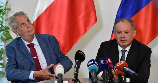 Zeman naštval mlčením k okupaci, ČT chce Kisku. Adamová: „Prezident pro znechucené“ 