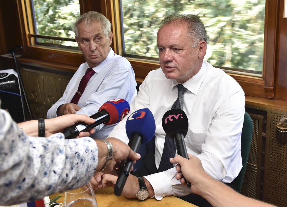 Miloš Zeman a Andrej Kiska (vpravo)