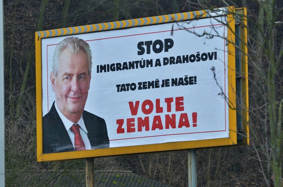 Billboardy před 2. kolem souboje o Hrad Zeman vs. Drahoš