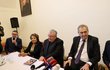 Křest knihy Spiknutí: Miloš Zeman, Dominik Duka, Jiřina Bohdalová. Křest knihy Spiknutí: Miloš Zeman, Dominik Duka, Jiřina Bohdalová.