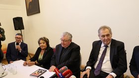 Křest knihy Spiknutí: Miloš Zeman, Dominik Duka, Jiřina Bohdalová