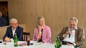 Exprezident Miloš Zeman podpořil kandidátku do Senátu Andreu Brzobohatou (za ANO)