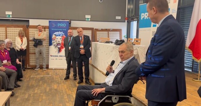 Miloš Zeman na sjezd strany PRO s Jindřichem Rajchlem