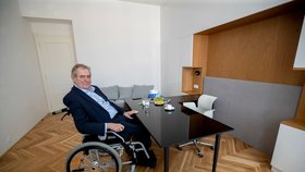 Nejedlý o Zemanově nové kanceláři v „ložnici“: Budeme ji upravovat! A bude velmi důstojná