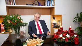 Miloš Zeman zrušil vánoční poselství kvůli tragédii na Filozofické fakultě