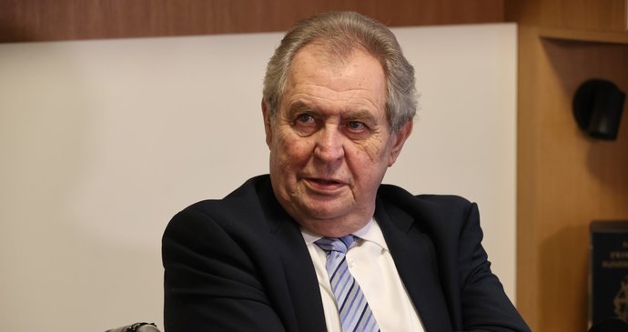 Další novinky o zdraví exprezidenta: Stráví Zeman Velikonoce v nemocnici?