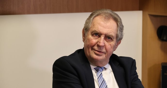 Miloš Zeman opět ve špitálu: Kvůli zdravotním obtížím ho hospitalizovali v Motole