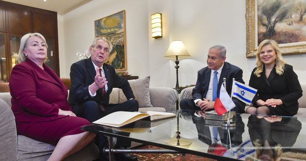 Zeman by rád českou hospodu v Jeruzalému. Do Lán se za ním chystá Orbán