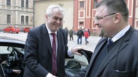 Miloš Zeman Jindřicha Forejta na pozici šéfa hradního protokolu podržel.