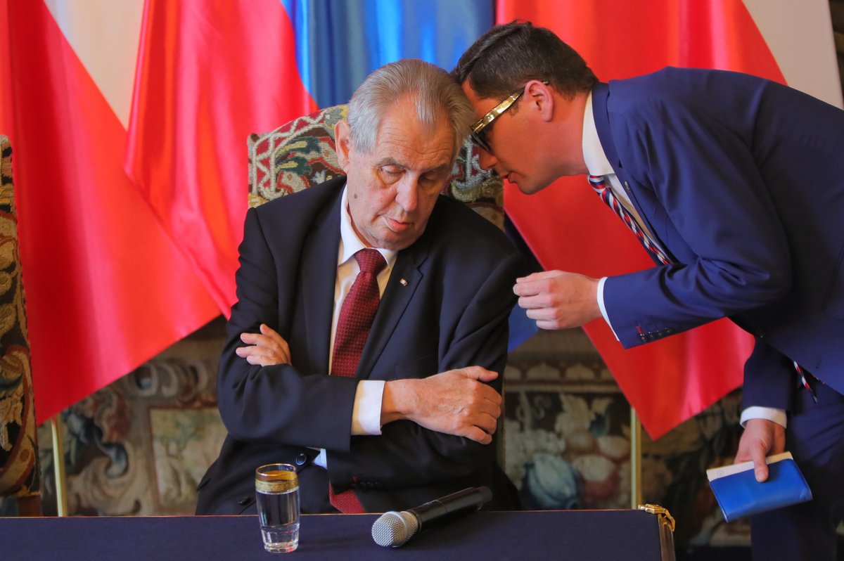 Prezident Miloš Zeman a jeho mluvčí Jiří Ovčáček