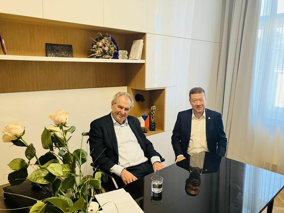 Tomio Okamura na návštěvě v kanceláři Miloše Zemana