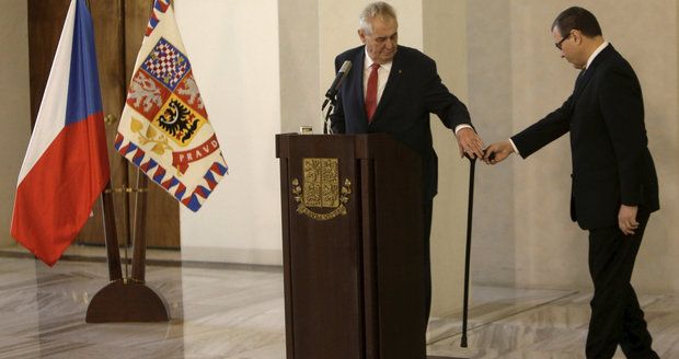 Zeman potvrdil boj o Hrad: Zazněla ruština i důvody, proč vrávorá