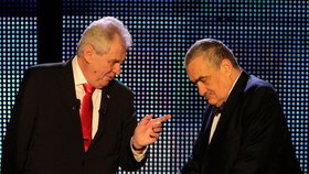 Finále prezidentské volby je tu: Vyhraje Miloš Zeman, nebo Karel Schwarzenberg?