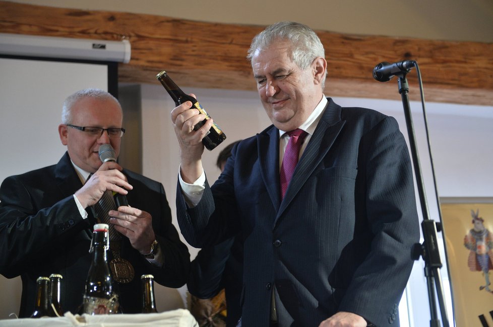 Prezident Miloš Zeman při návštěvě Karlovarského kraje