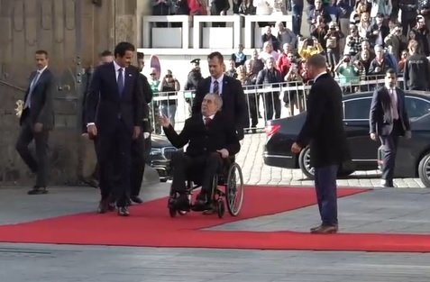 Přivítání katarského emíra na Hradě prezidentem Zemanem (5.10.2022)