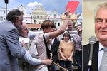 Ženu, která křičela v Havlíčkově Brodě na prezidenta Zemana, odvedla policie