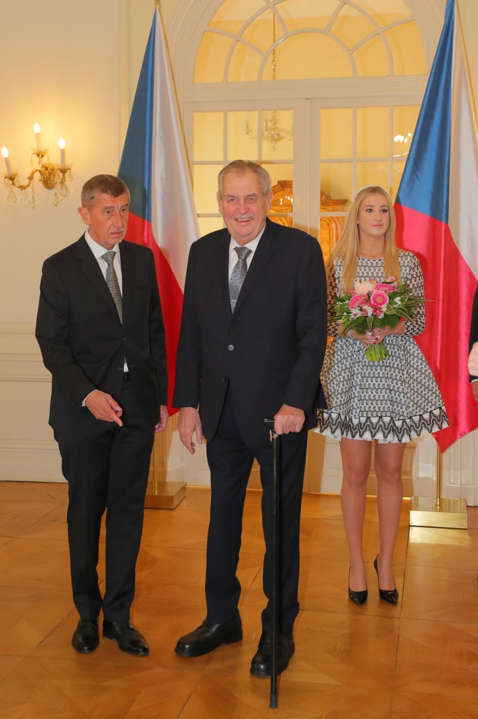 Prezident Miloš Zeman s premiérem Andrejem Babišem na zámku v Lánech
