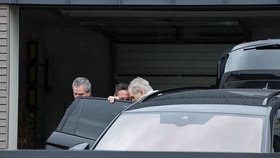 Prezident Miloš Zeman po propuštění z motolské nemocnice přijel do Lán (3.4.2024)