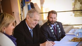 Prezident Miloš Zeman během druhého dne své návštěvy Karlovarského kraje (20.3 2019)