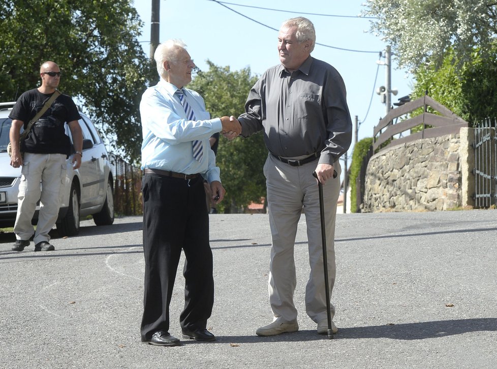 Zeman si vítal se svými fanoušky (04.07.2014)