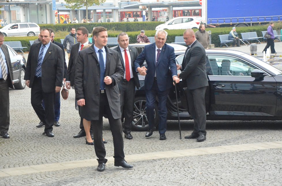 Miloš Zeman při návštěvě Olomouckého kraje, během kterého proběhl protest